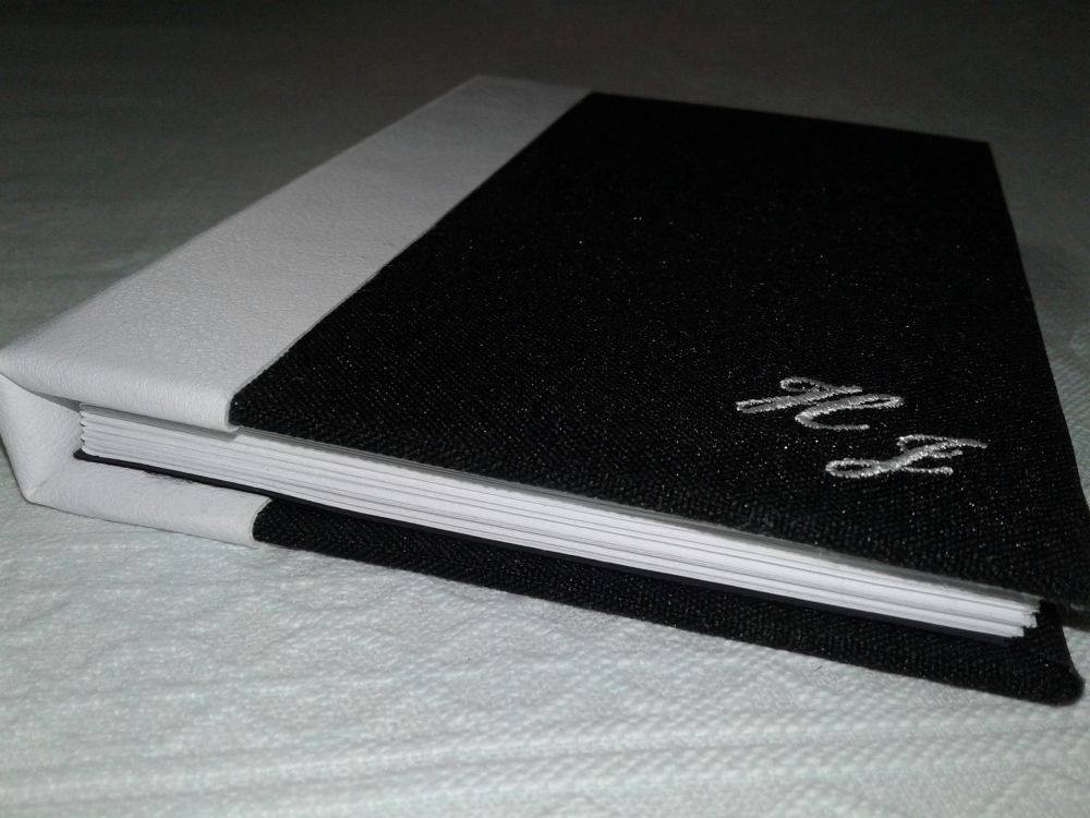 Caderno Preto & Branco